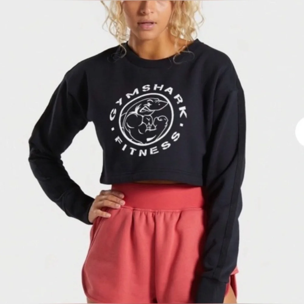 Gymshark Legacy Cropped Crewneck Size Medium - Picture 9 of 11